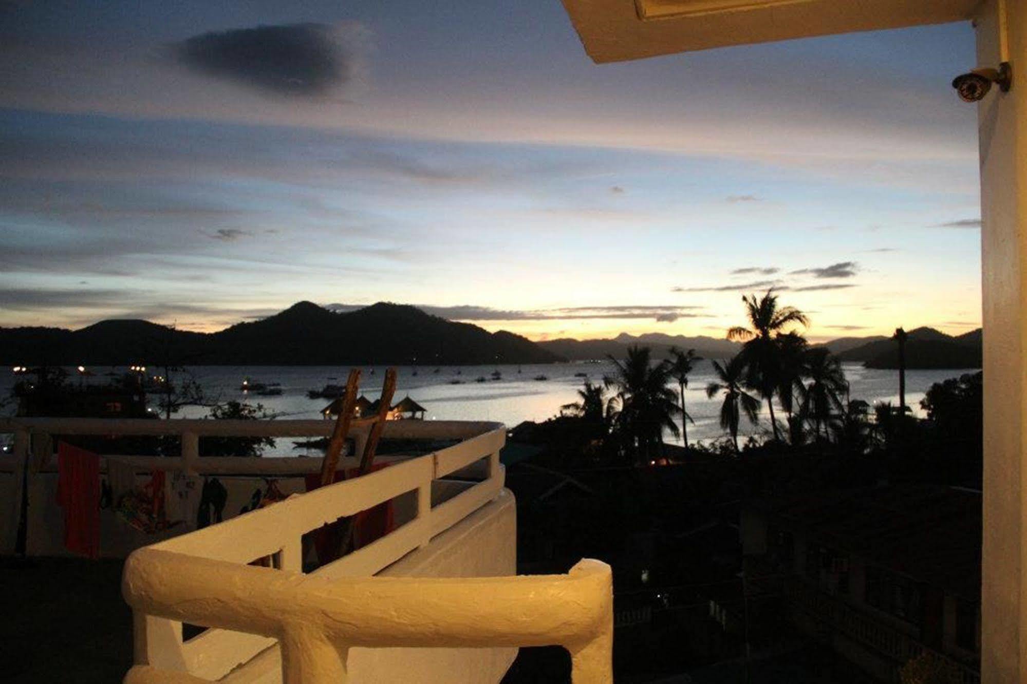 Gmg Hotel Coron Exterior foto